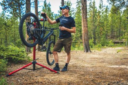 Feedback Sports Pro Mechanic Repair Stand - BUMSONTHESADDLE