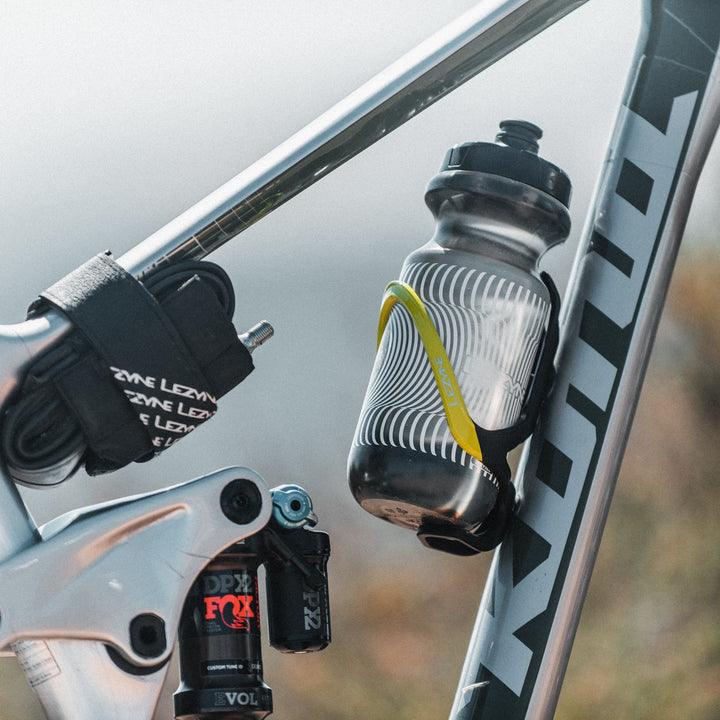 Lezyne Matrix Air Bottle Cage (Black) - BUMSONTHESADDLE