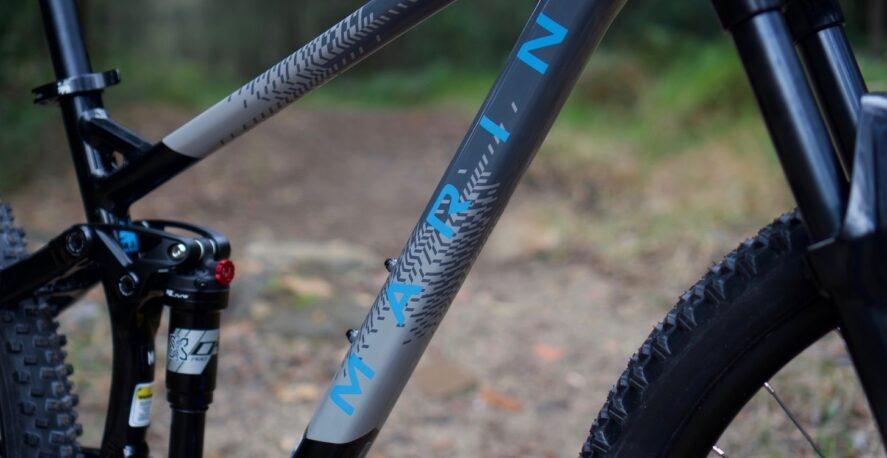 Marin Rift Zone 1 29er (Black/Blue) - BUMSONTHESADDLE