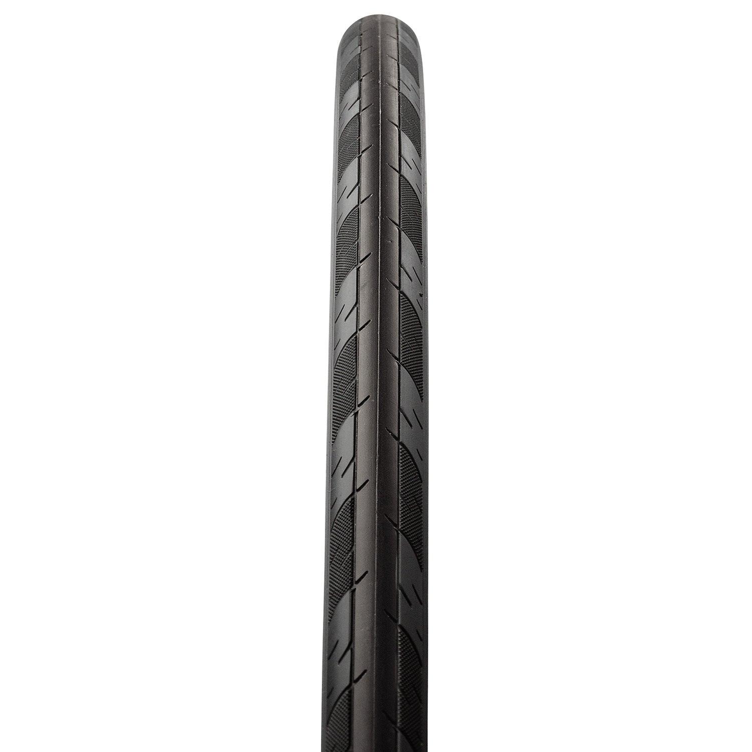 Maxxis Detonator 700c Wired Tire (Black) - BUMSONTHESADDLE