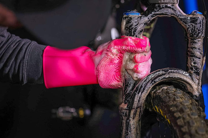 Muc-off Deep Scrubber Gloves (Pink) - BUMSONTHESADDLE