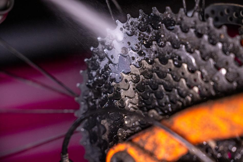 Muc-Off High Pressure Quick Drying Degreaser - BUMSONTHESADDLE