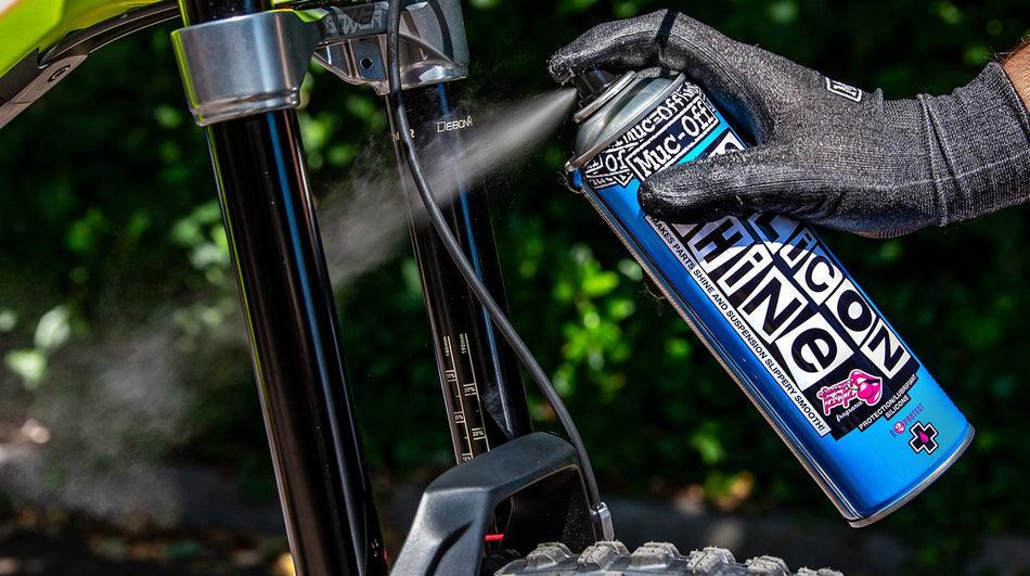 Muc-Off Silicon Shine Spray - BUMSONTHESADDLE