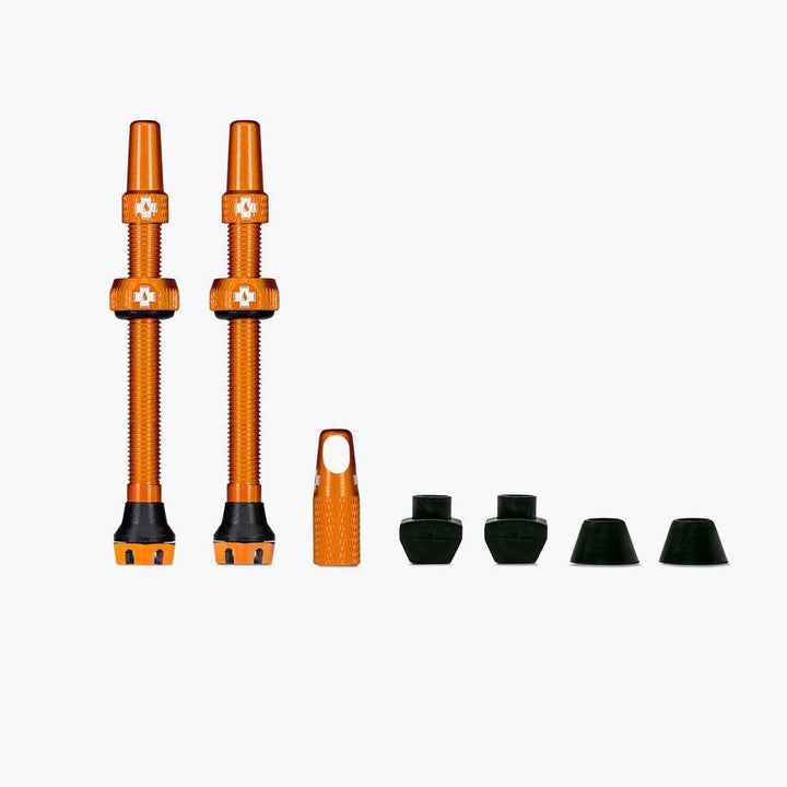 Muc-Off Tubeless Valve Kit (Orange) - BUMSONTHESADDLE