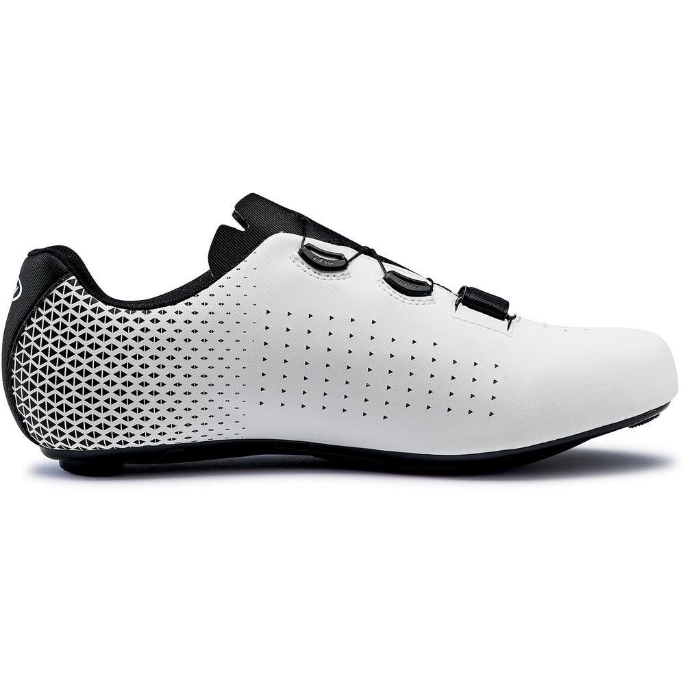 Northwave Core Plus 2 Road Cycling Shoes (White/Black) - BUMSONTHESADDLE