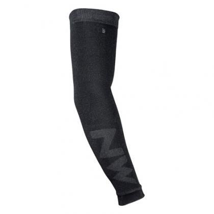 Northwave Extreme 2 Arm Warmers (Black) - BUMSONTHESADDLE