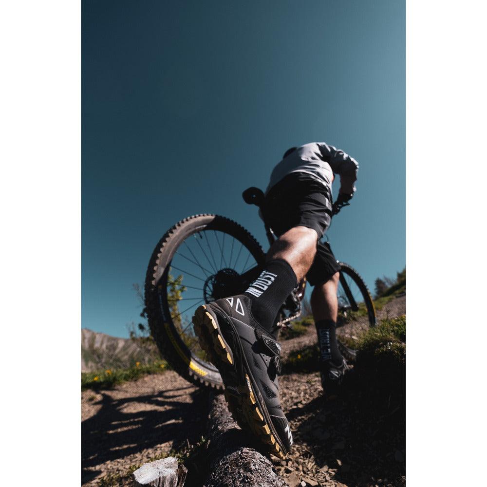 Northwave In Dust We Trust Socks (Black) - BUMSONTHESADDLE