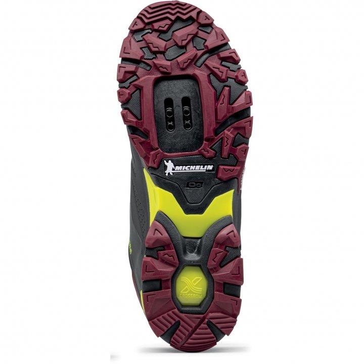 Northwave Spider Plus 3 MTB Cycling Shoes (Black/Plum) - BUMSONTHESADDLE