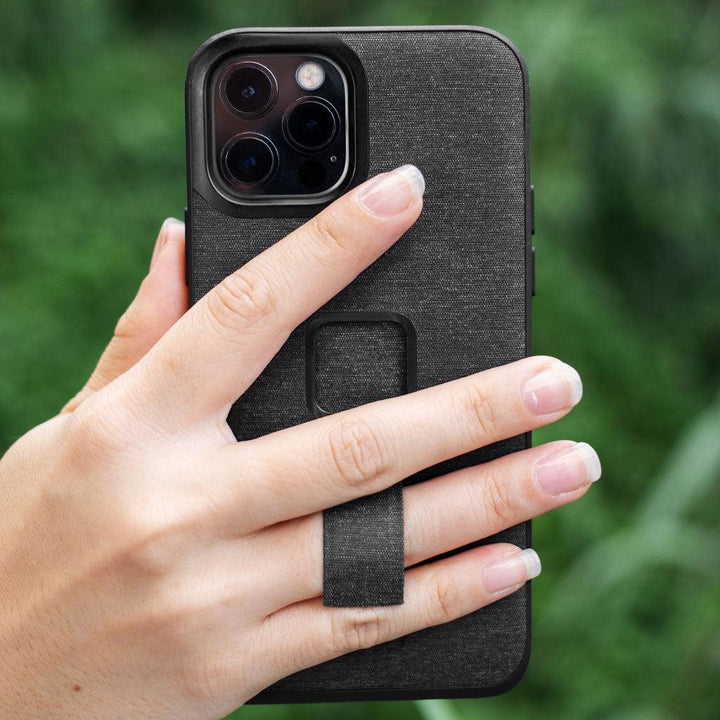 Peak Design Mobile Everyday Loop Case For iPhone 13 Standard (Charcoal) - BUMSONTHESADDLE