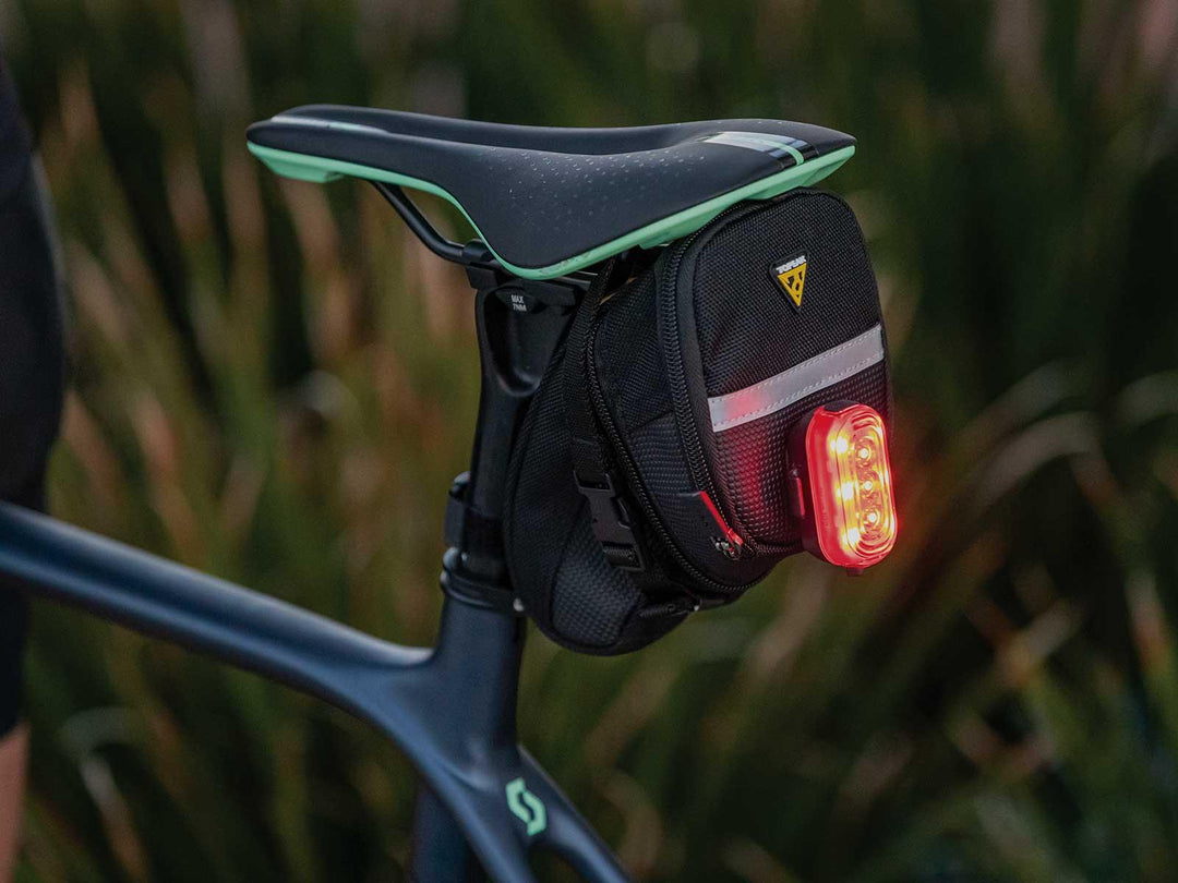 Topeak Taillux 100 Rear Light (Red) - BUMSONTHESADDLE